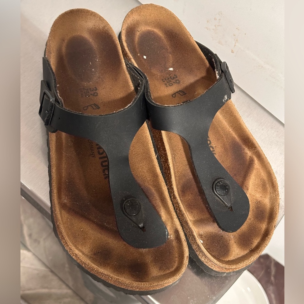 Birkenstock Gizeh Sandals - Picture 3 of 4